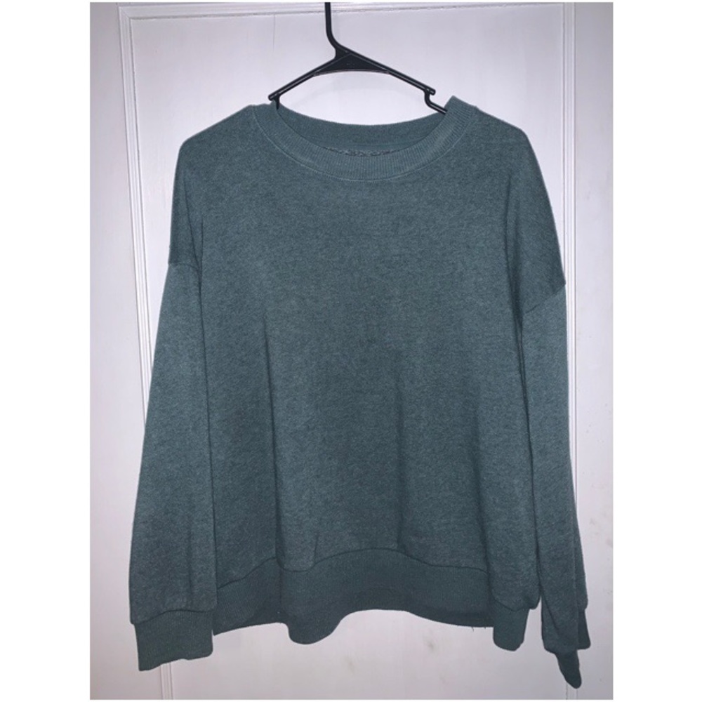 American eagle pullover